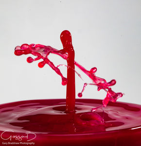 Water Drops Colliding - Red 22