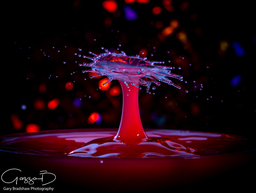 Water Drops Colliding - Reds 3